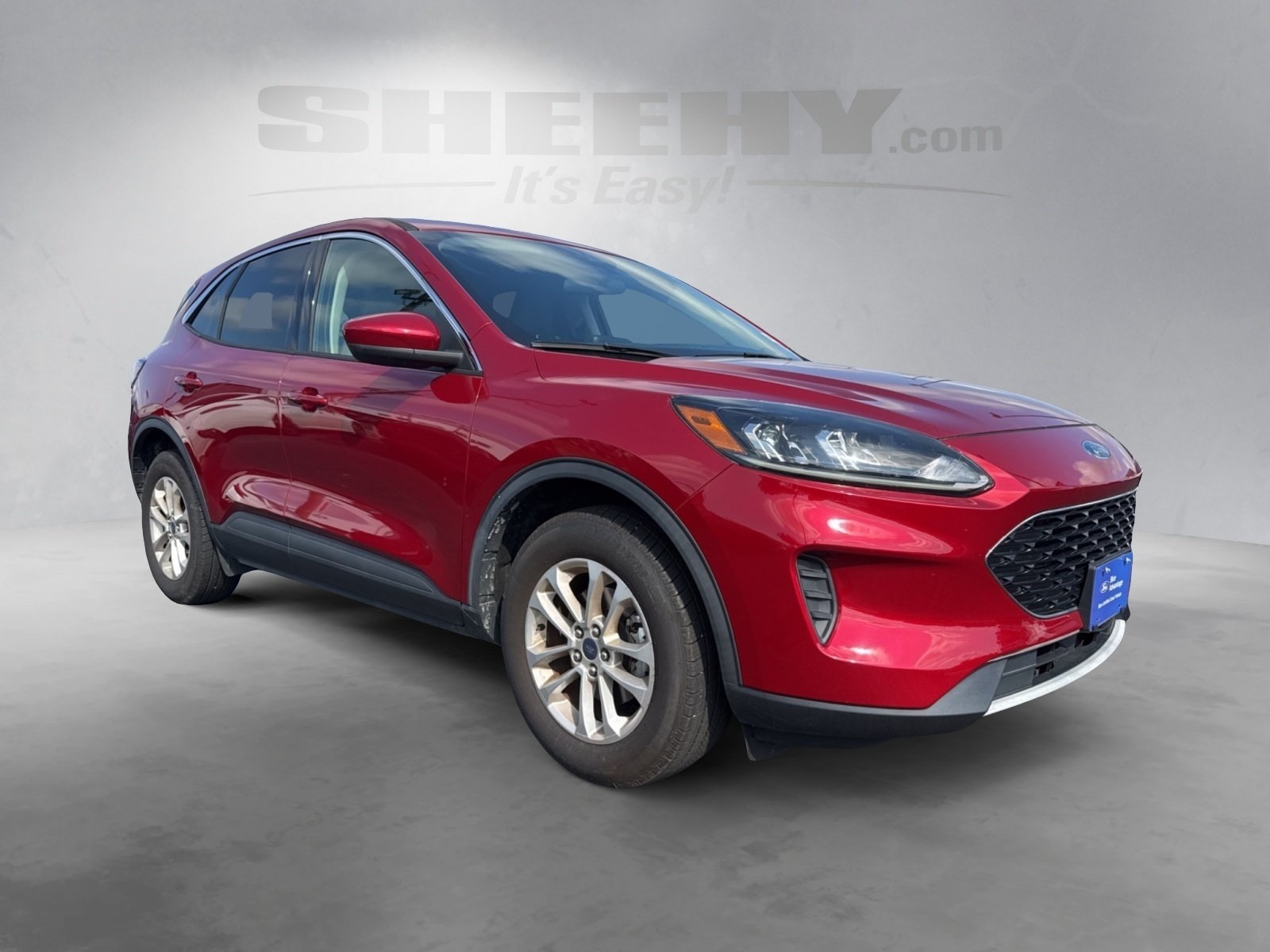 2020 Ford Escape SE photo 2