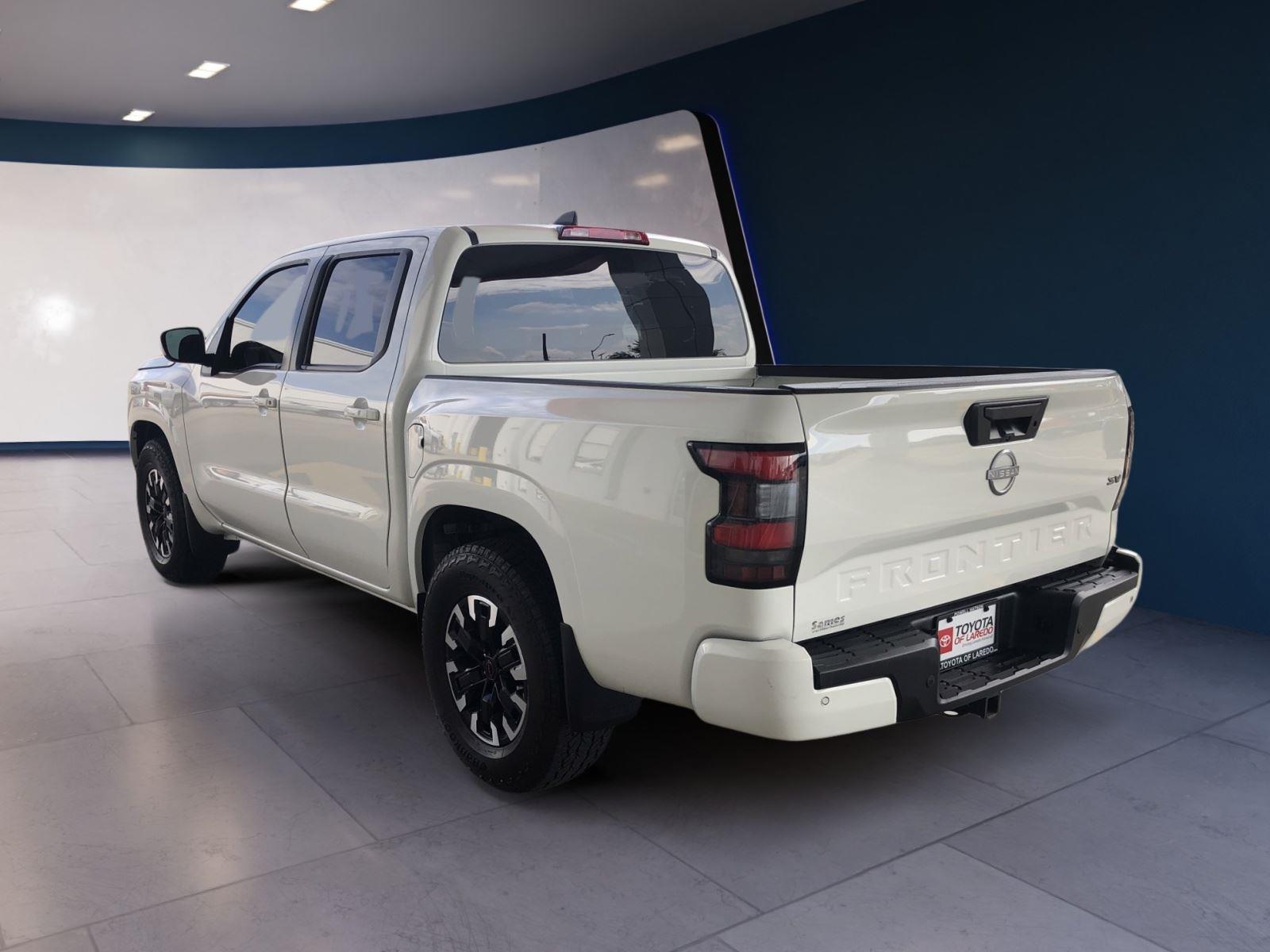 2024 Nissan Frontier Crew Cab SV photo 2