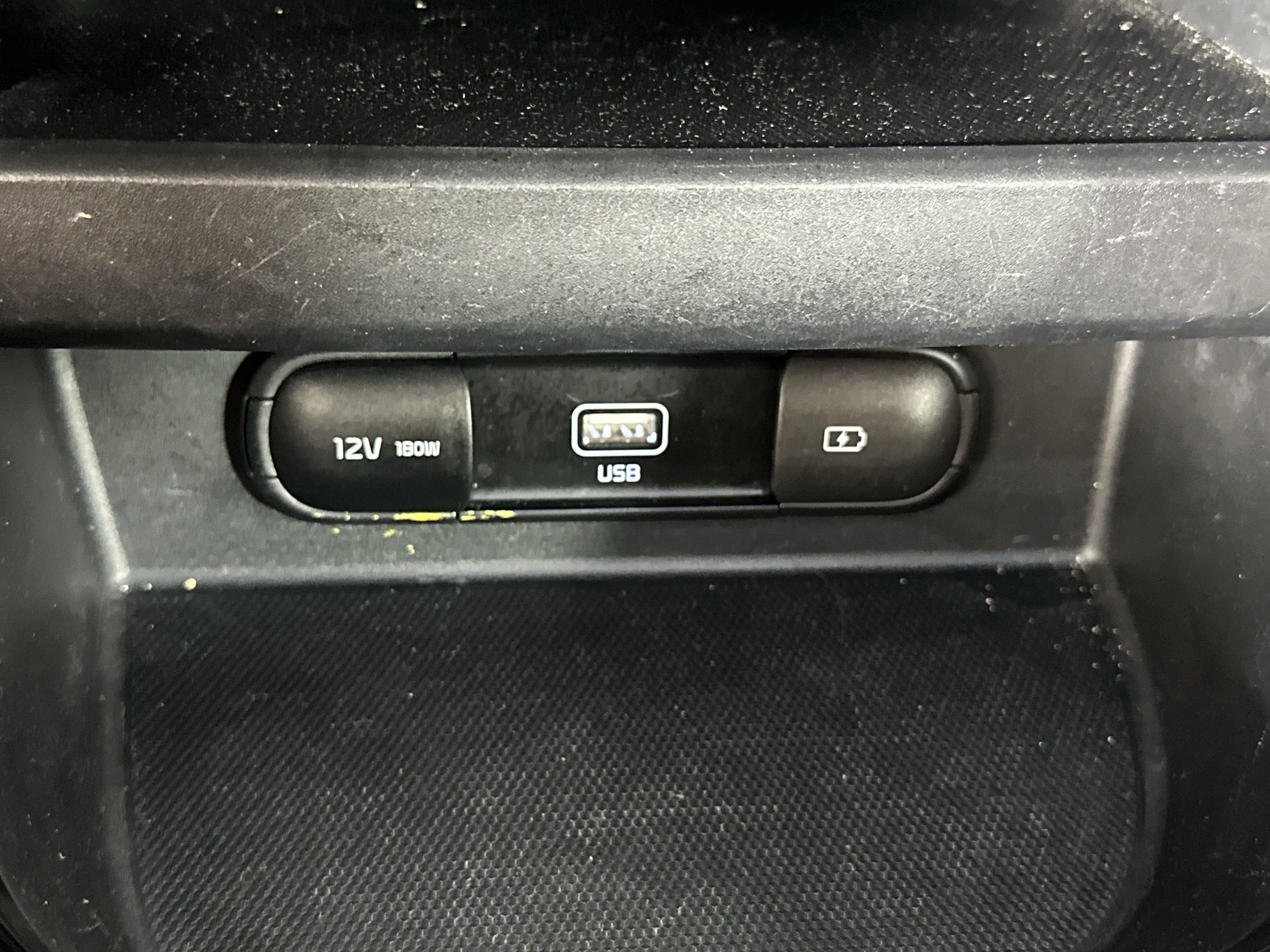 2023 Kia Seltos Nightfall Edition photo 9