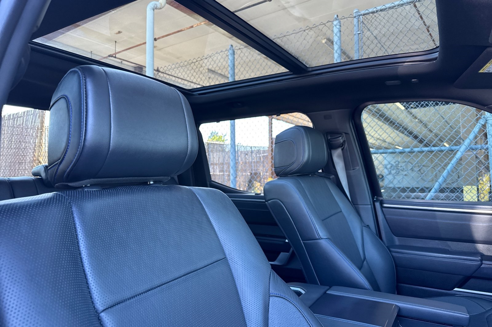2022 Toyota Tundra Platinum photo 16