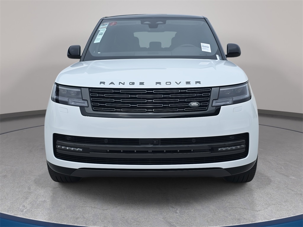 2025 Land Rover Range Rover SE photo 2