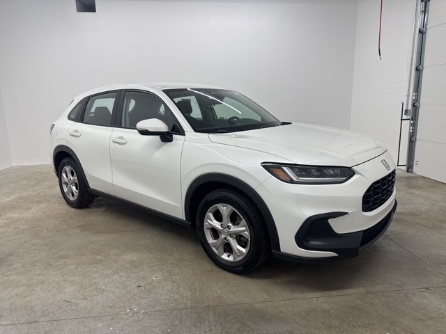 2023 Honda HR-V LX photo 3