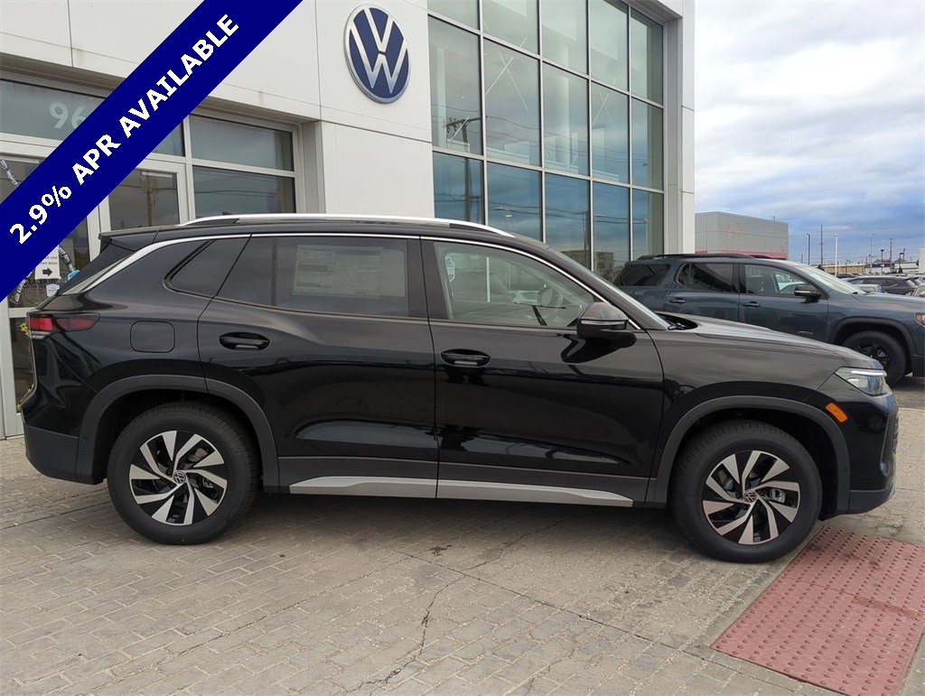 2025 Volkswagen Tiguan S photo 4