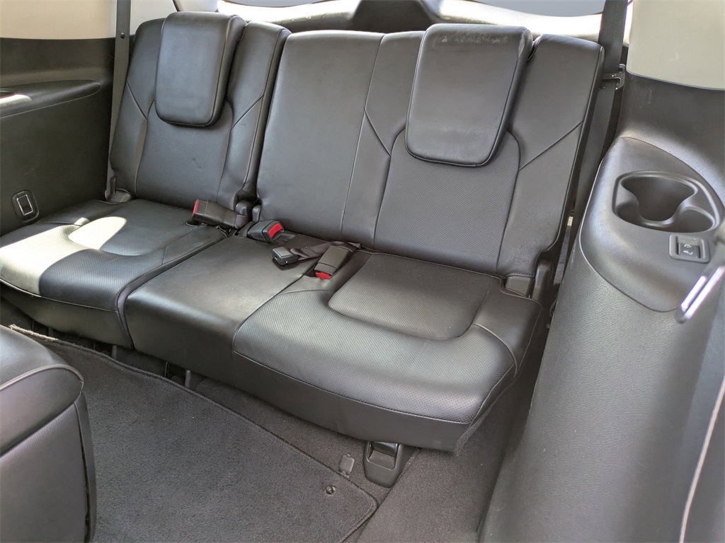 2021 Infiniti QX80 Luxe photo 13