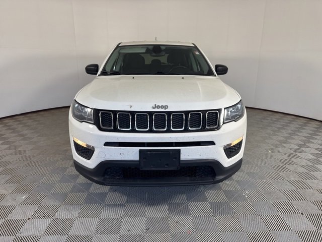 2020 Jeep Compass Sport photo 2