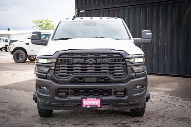 2025 Ram 3500 Tradesman photo 3