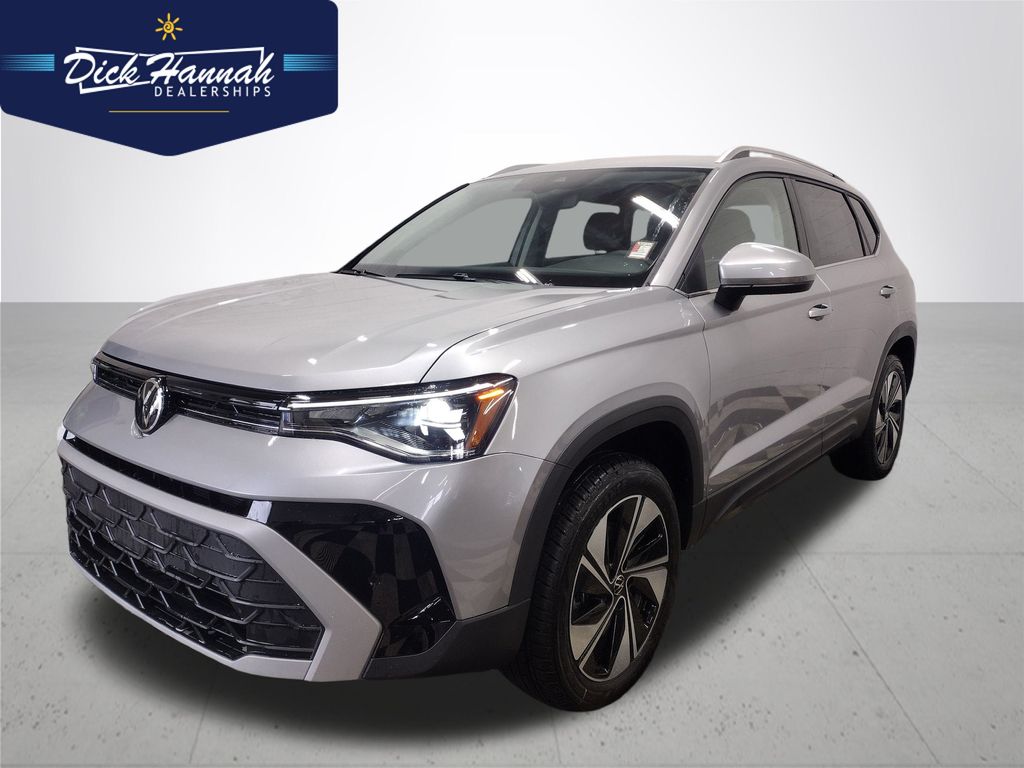 2025 Volkswagen Taos SE's photo