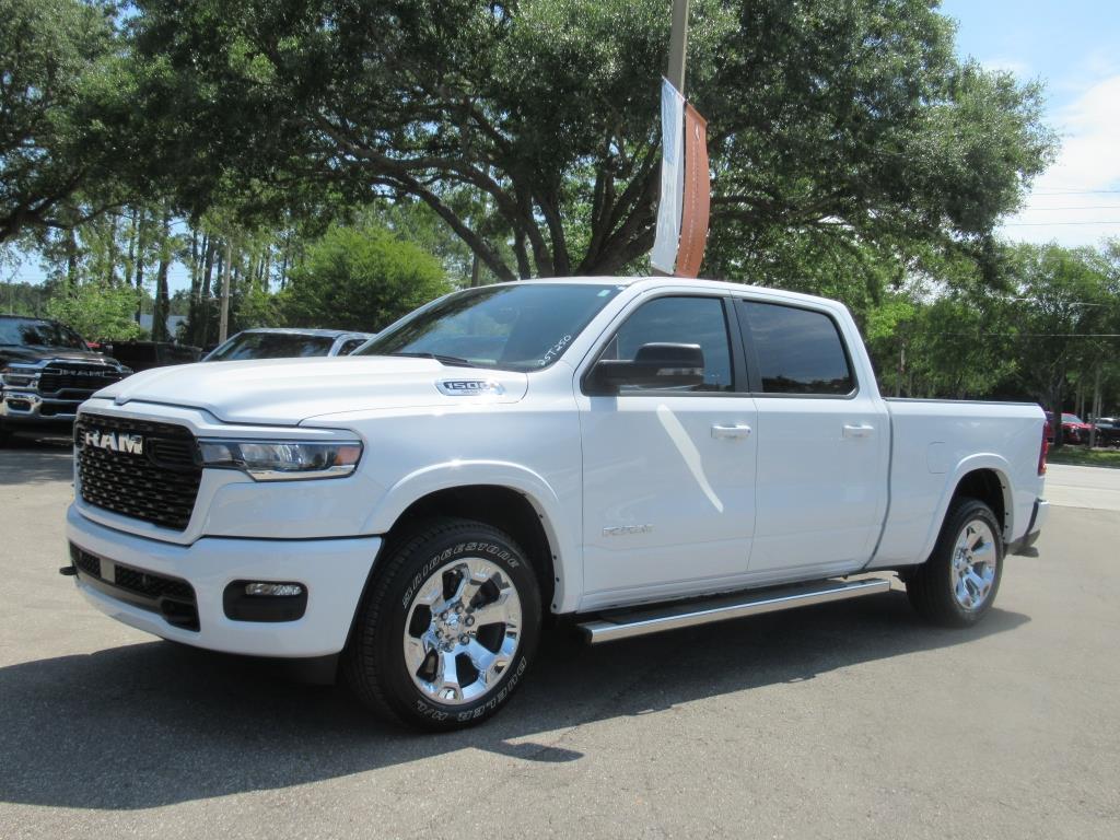 2025 Ram 1500 Big Horn Lone Star photo 3