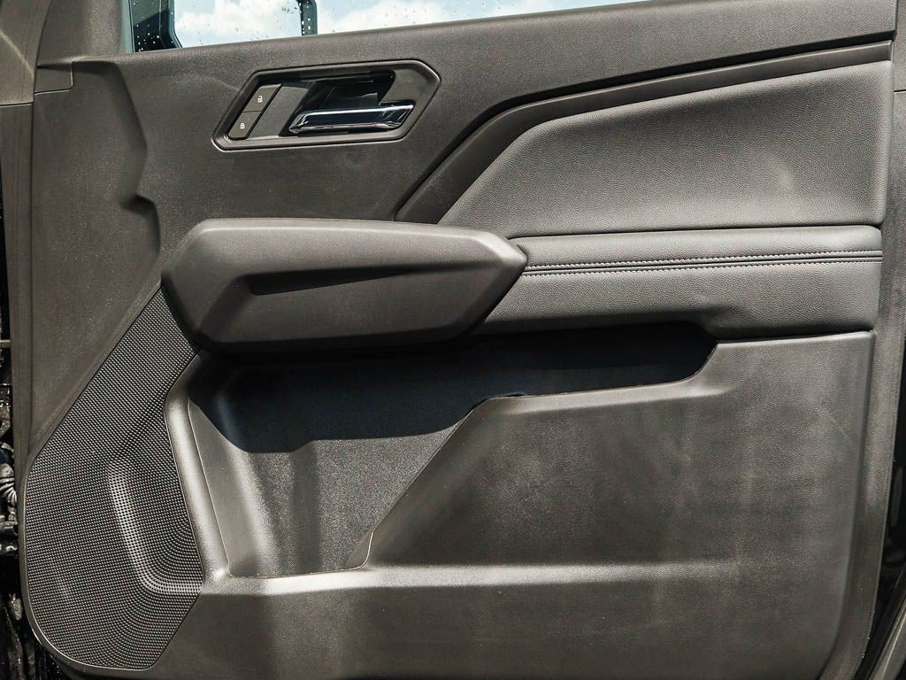 2026 Chevrolet Colorado LT photo 3