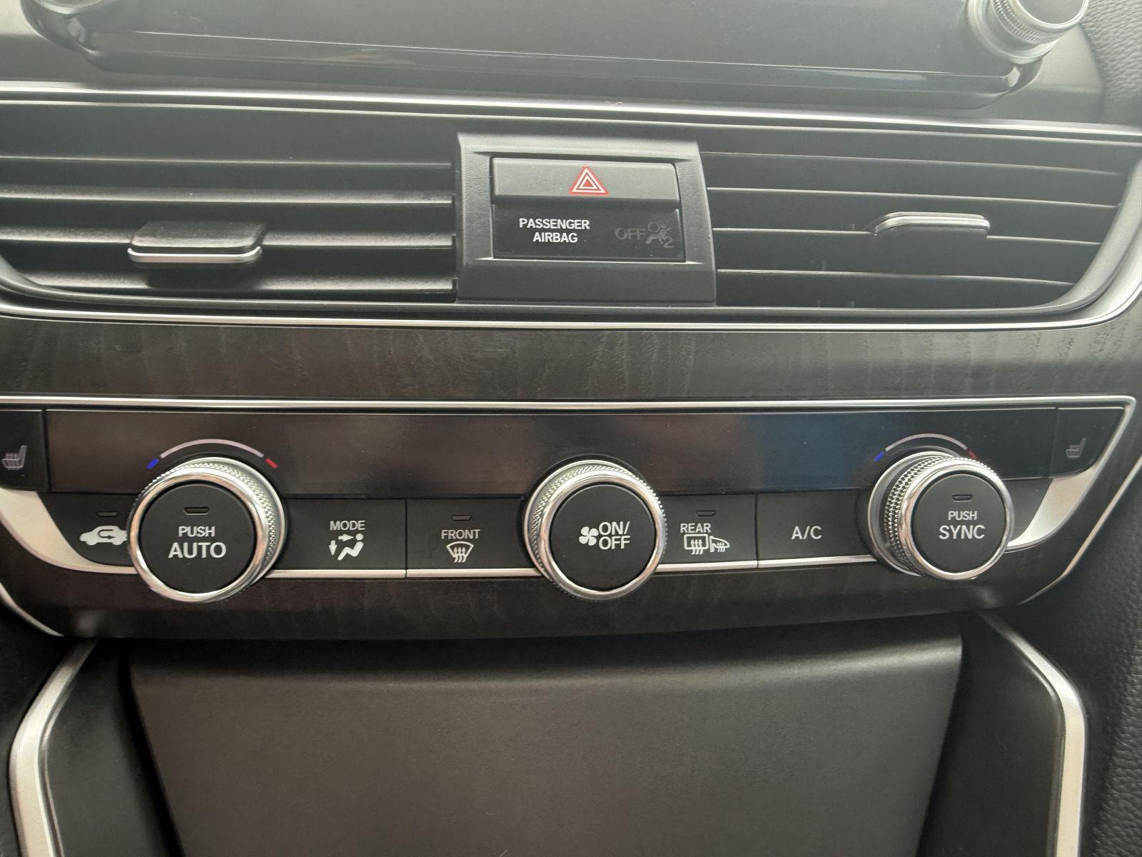 2021 Honda Accord Hybrid EX photo 18
