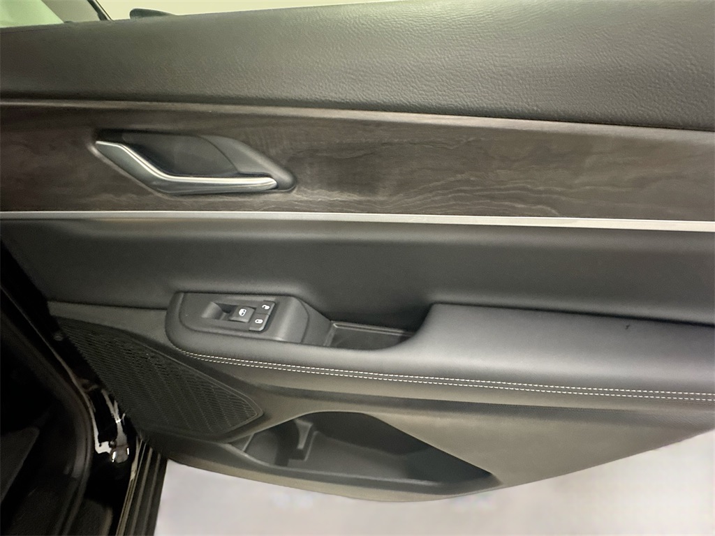 2025 Jeep Grand Cherokee Limited photo 30
