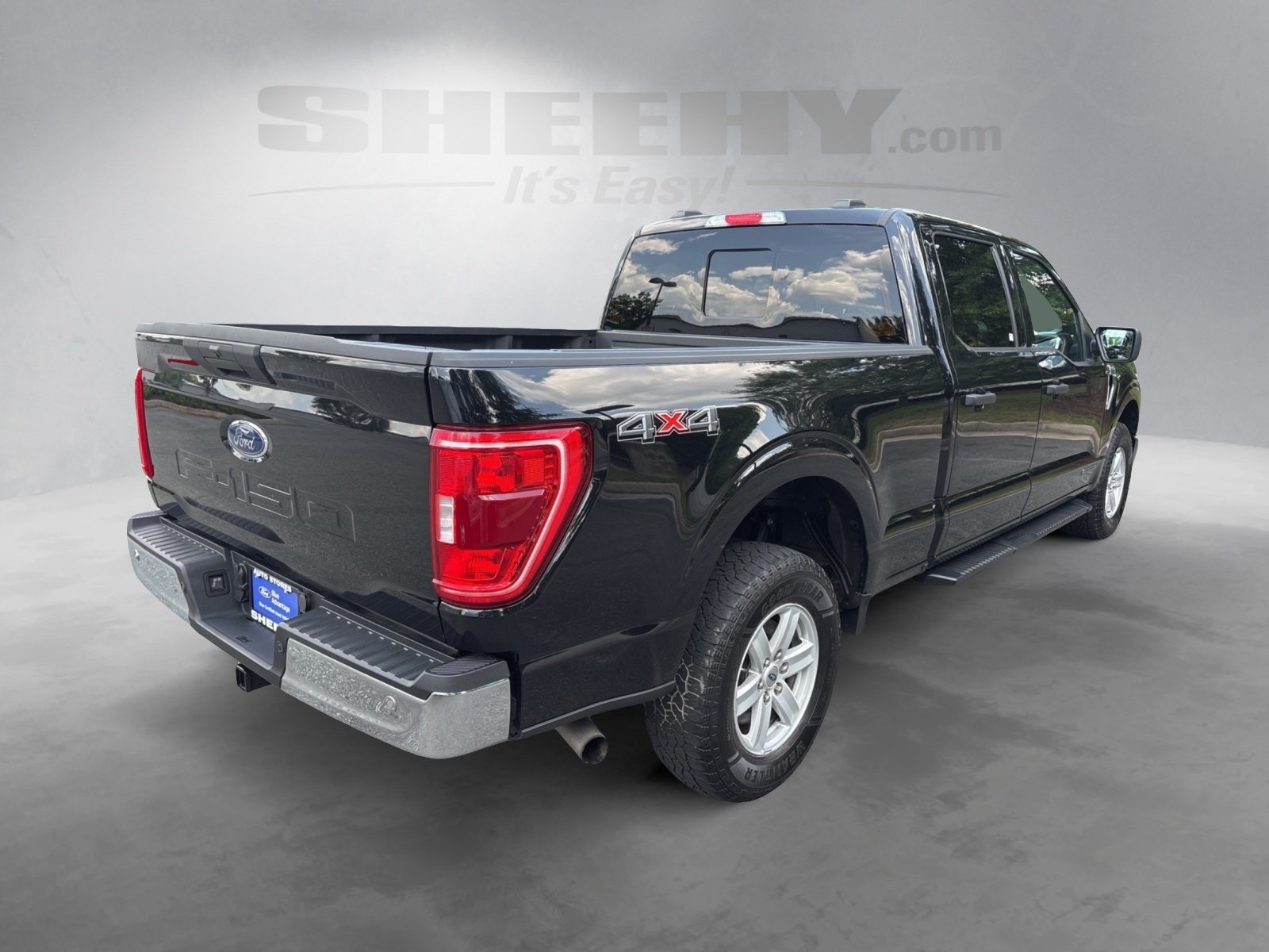 2023 Ford F-150 XLT photo 4