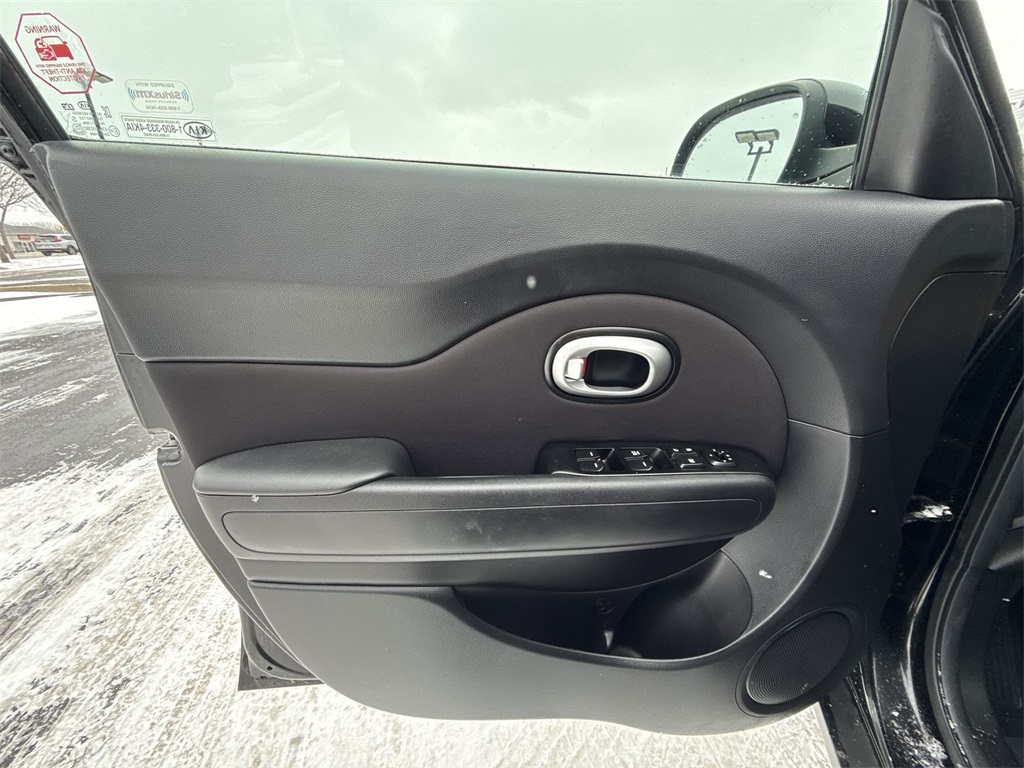 2016 KIA SOUL - Image 12