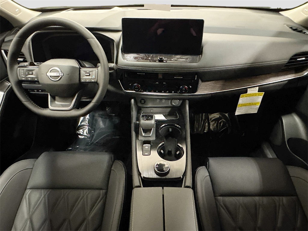 2026 Nissan Rogue Platinum photo 11