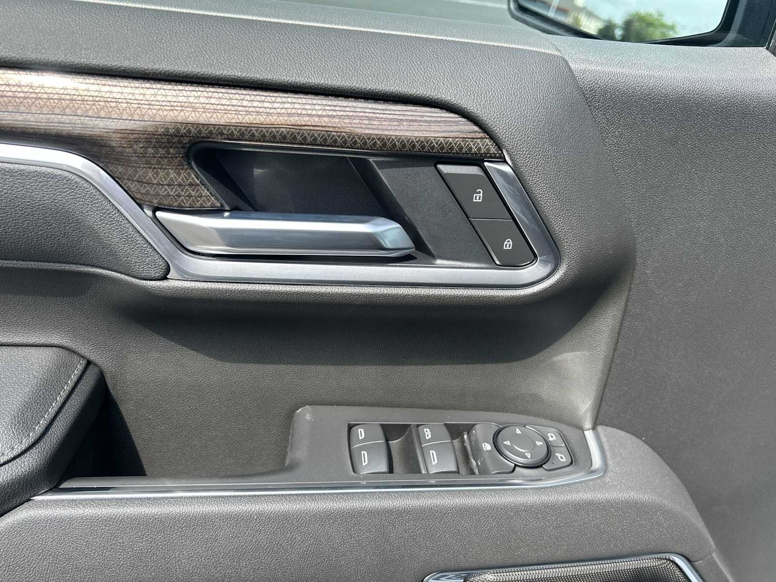 2026 Chevrolet Silverado 1500 LT photo 13