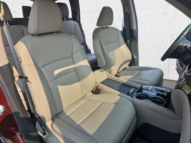 2021 Honda Pilot Touring photo 10