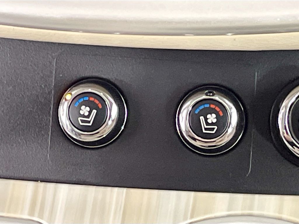 2016 Nissan Murano Platinum photo 22
