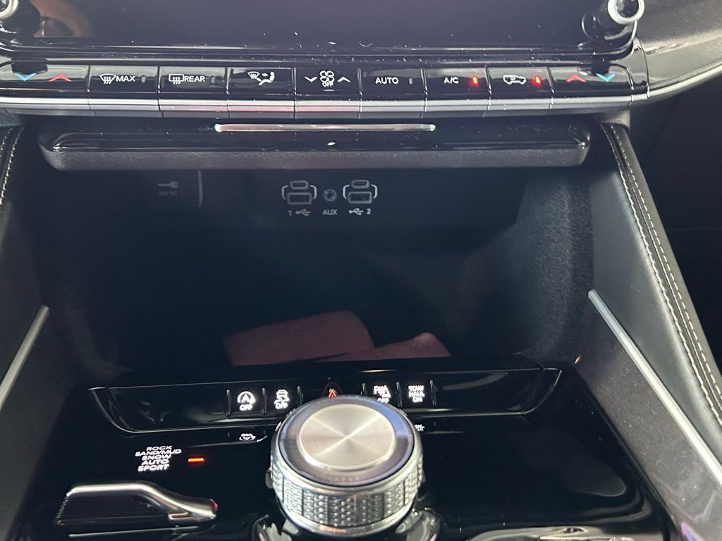 2024 Jeep Wagoneer Base photo 41
