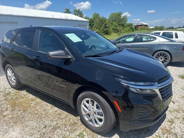 2023 Chevrolet Equinox LS photo 10