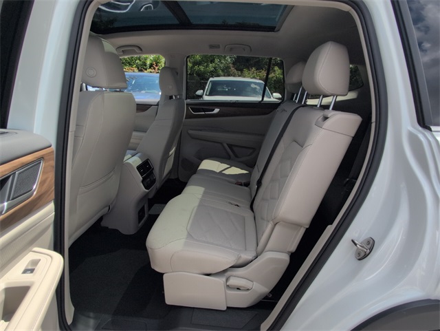 2026 Volkswagen Atlas SE Technology photo 7