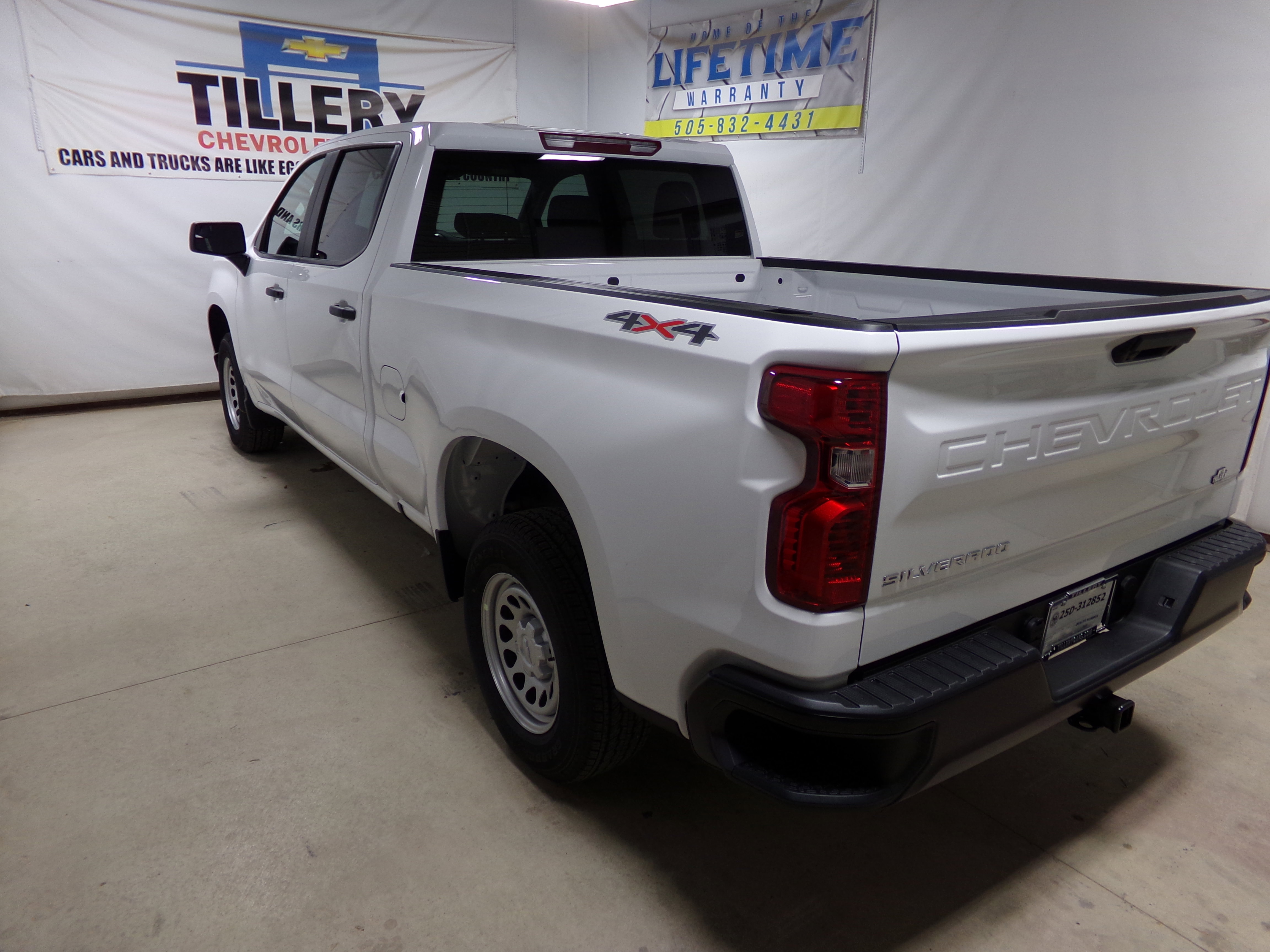 2026 Chevrolet Silverado 1500 photo 4