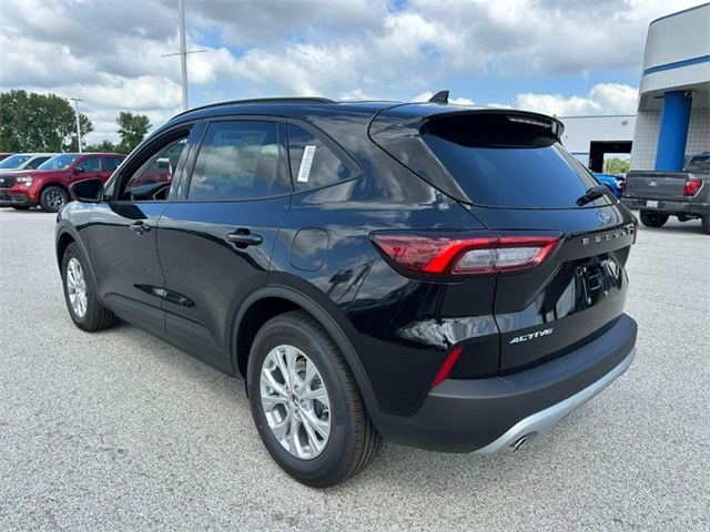 2025 Ford Escape Active photo 2