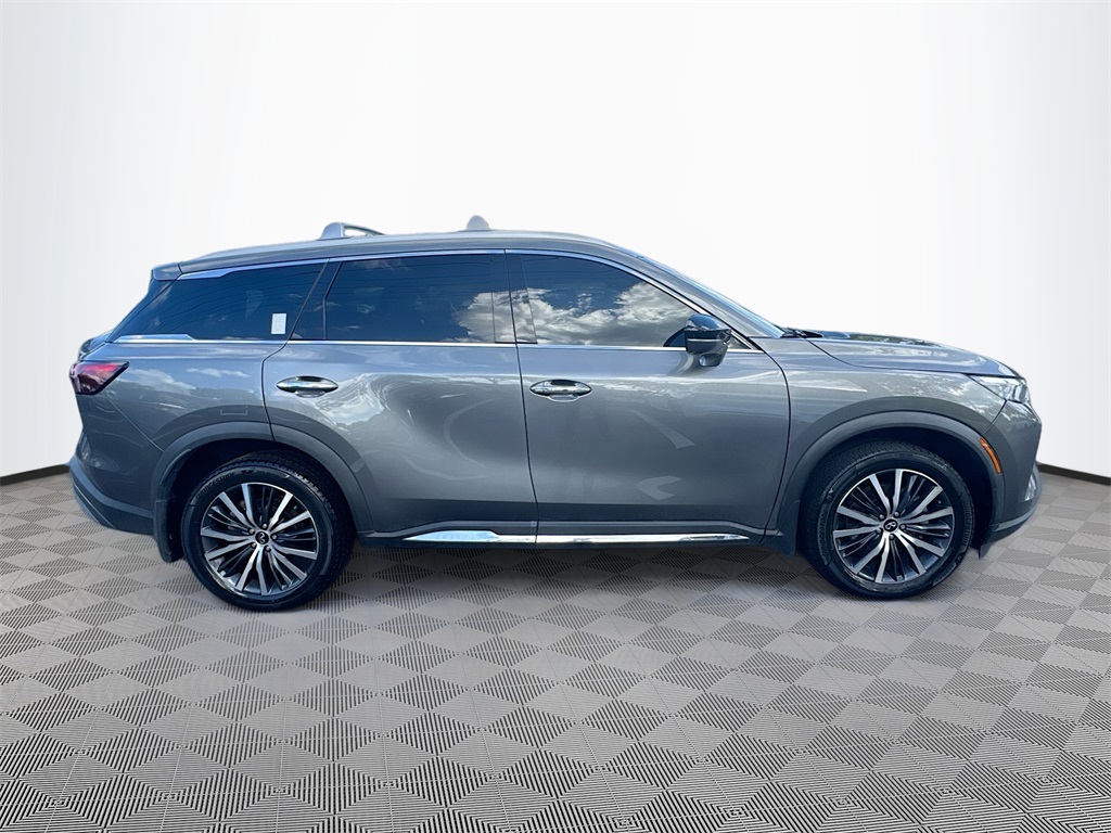 2022 Infiniti QX60 Sensory photo 3
