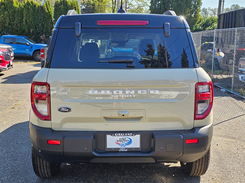2025 Ford Bronco Sport Outer Banks photo 6