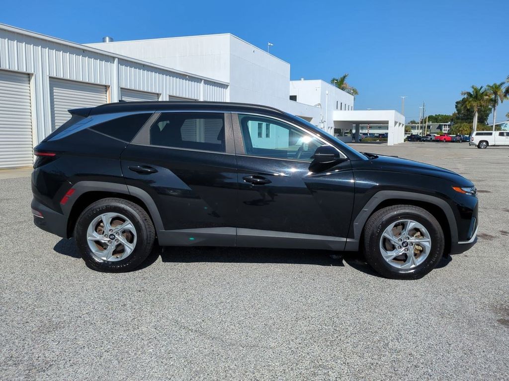 2022 Hyundai Tucson SEL photo 4