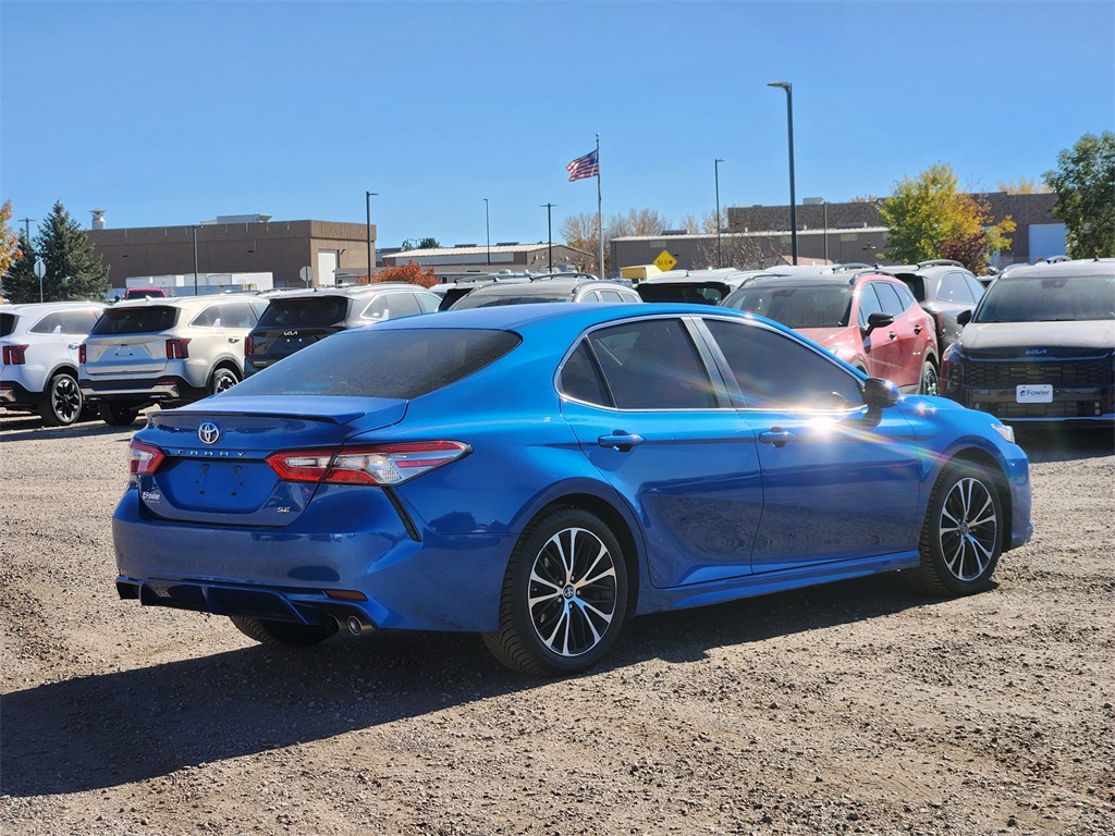 2018 Toyota Camry L photo 3