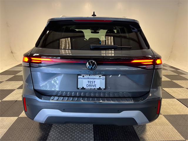 2025 Volkswagen Tiguan S photo 2
