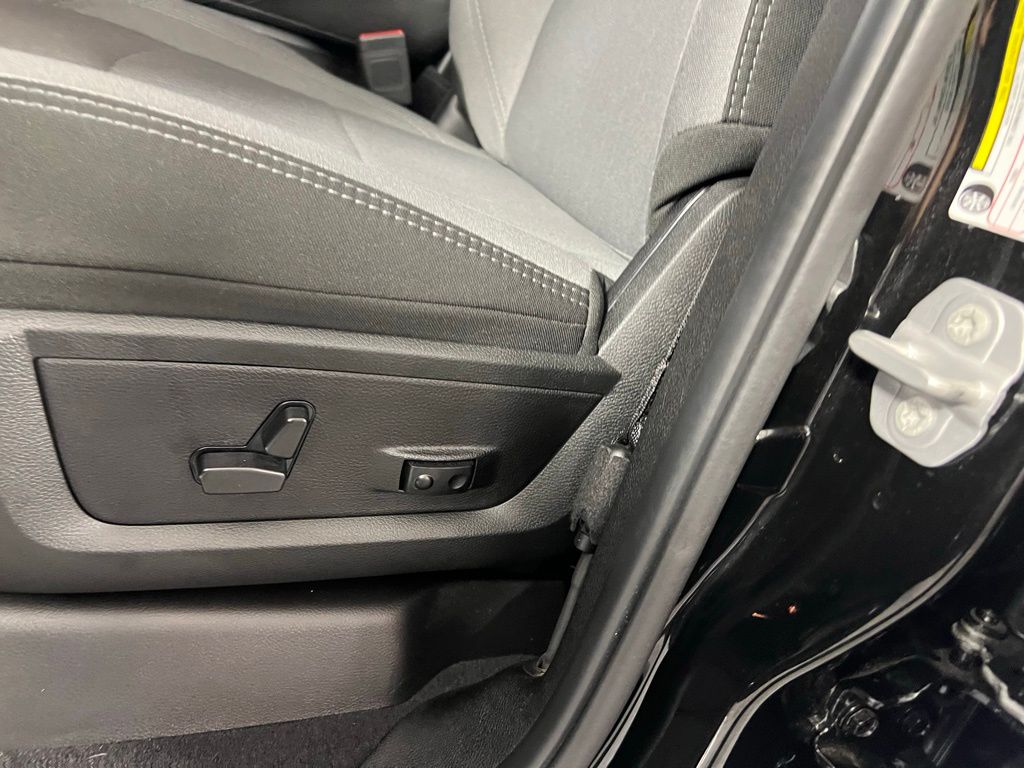 2024 Ram 2500 Big Horn photo 21