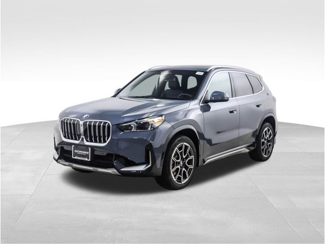 2026 BMW X1 28i's photo