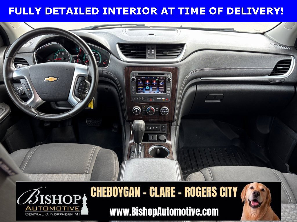 2016 Chevrolet Traverse 1LT photo 4