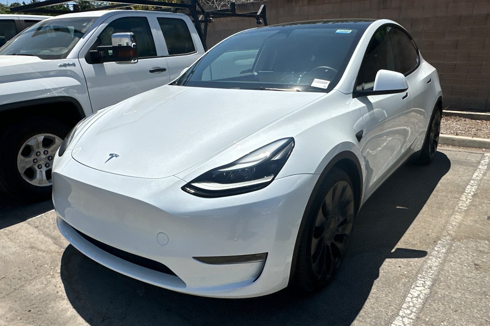 Used 2022 Tesla Model Y Performance with VIN 7SAYGDEF3NF522409 for sale in Madera, CA