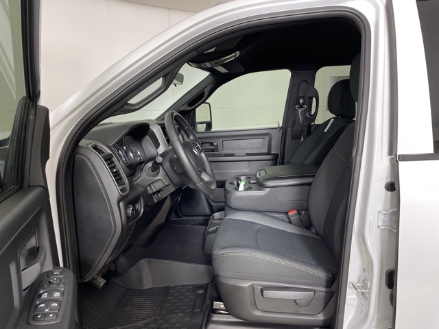 2024 Ram 3500 Tradesman photo 2