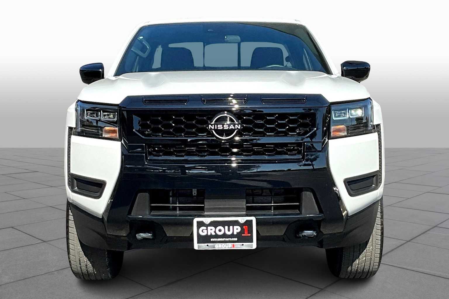 2026 Nissan Frontier SV photo 3