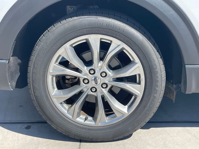 2024 Ford Explorer Limited photo 3