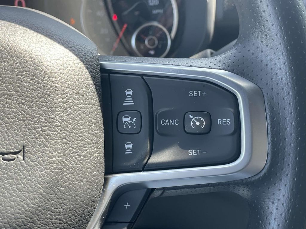 2025 Ram 2500 Tradesman photo 29