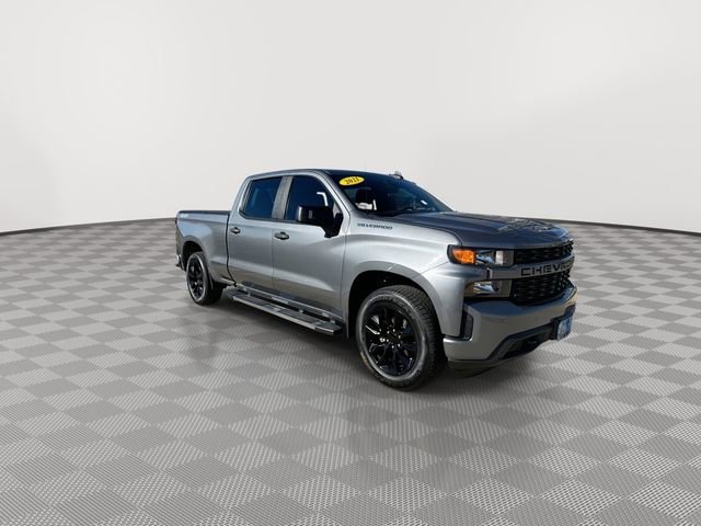 2022 Chevrolet Silverado 1500 Custom photo 2
