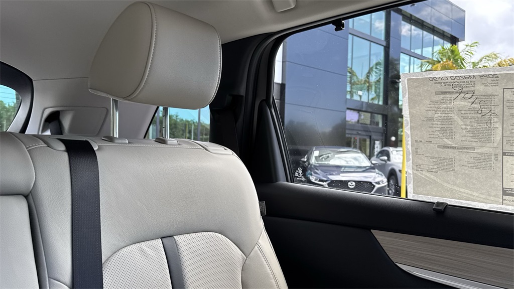 2025 Mazda CX-90 3.3 Turbo Preferred photo 19