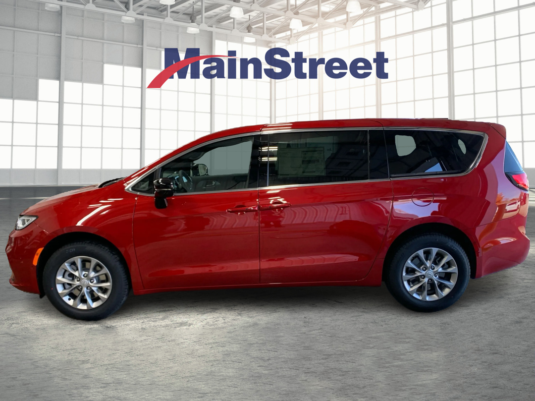 2026 Chrysler Pacifica Limited photo 2