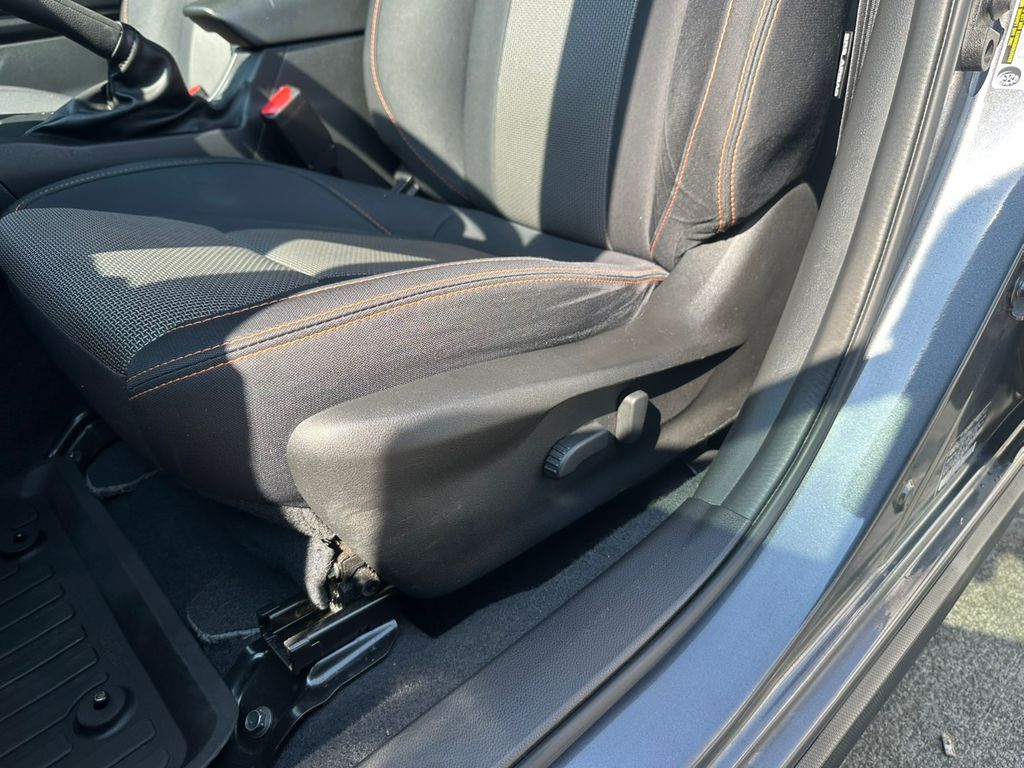 2021 Subaru Crosstrek Premium photo 14