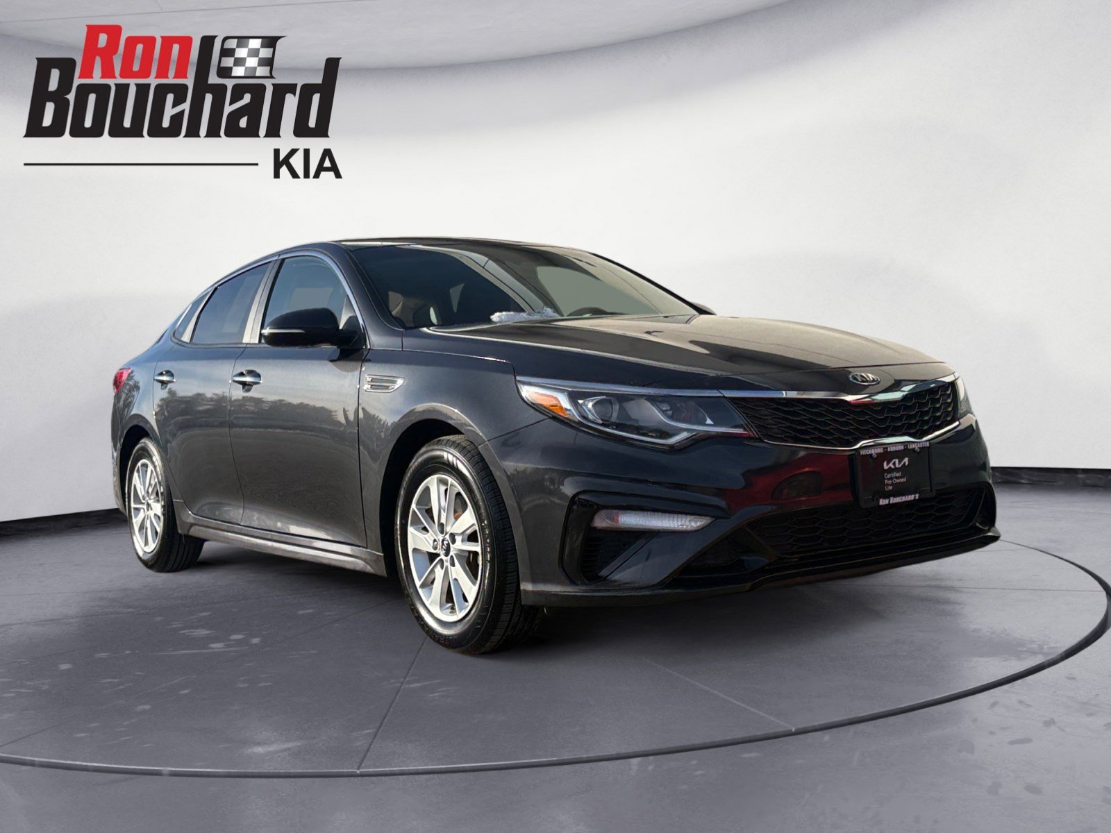 2019 Kia Optima LX's photo