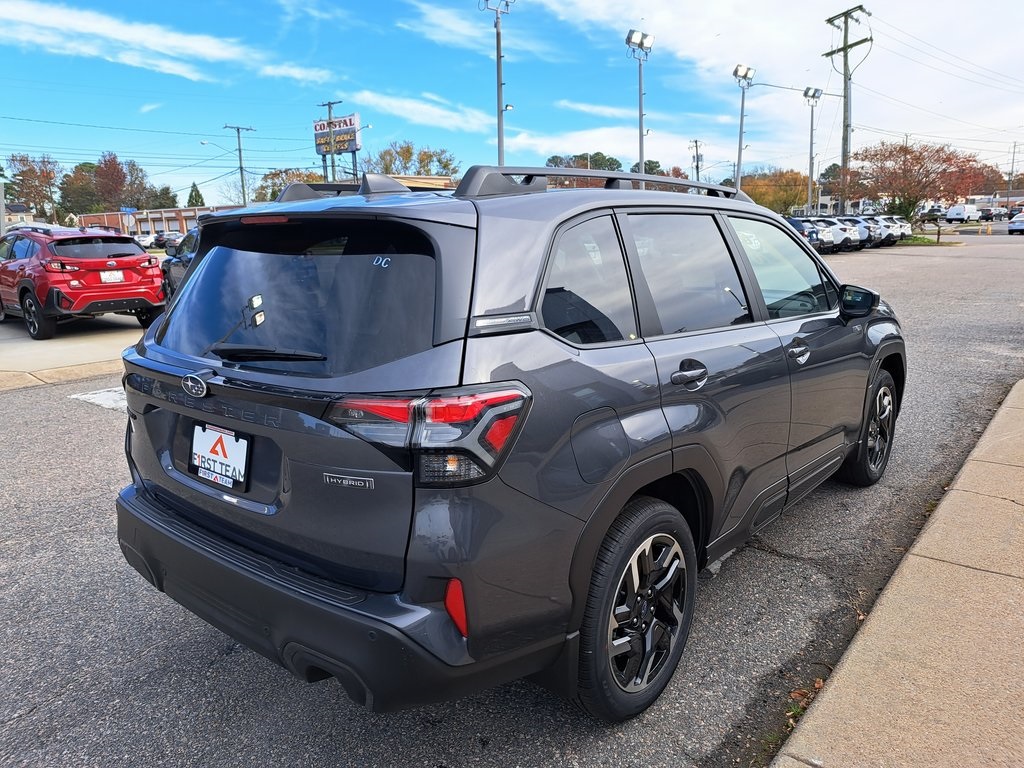 2025 Subaru Forester Limited photo 3