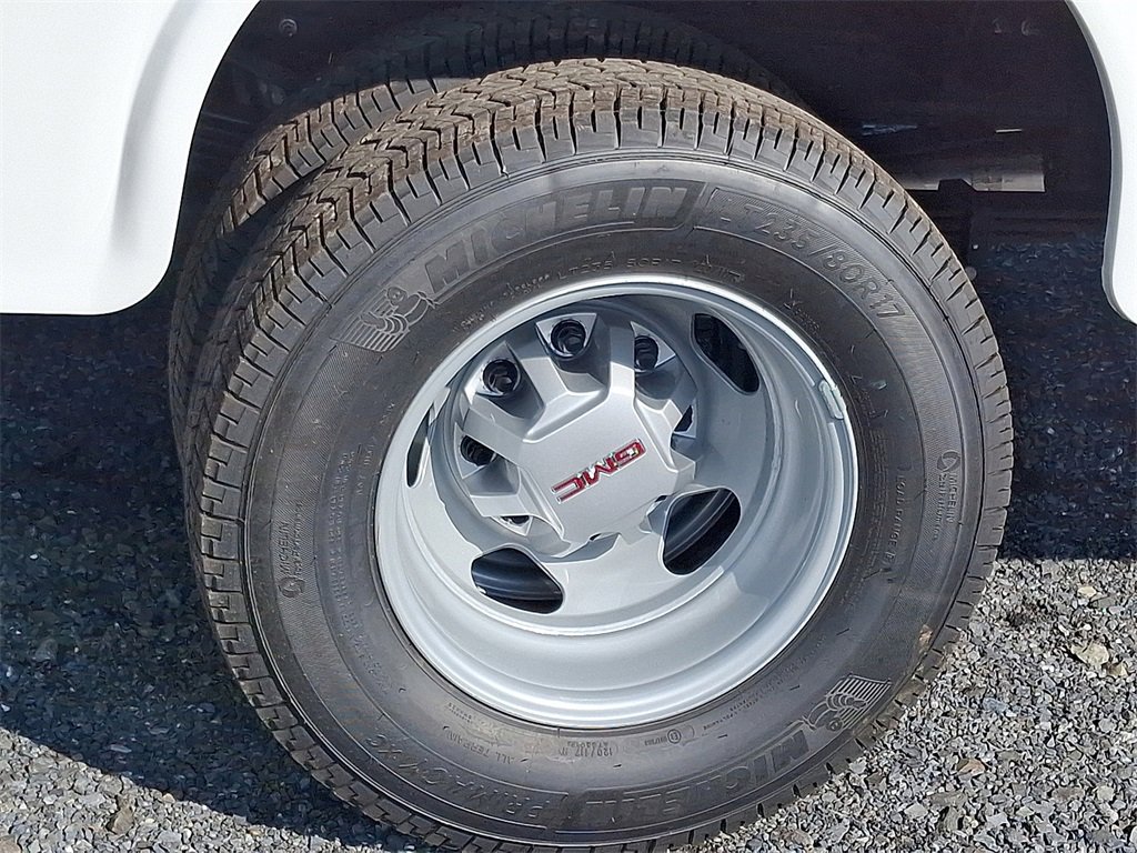 2025 Gmc Sierra 3500 Pro photo 4