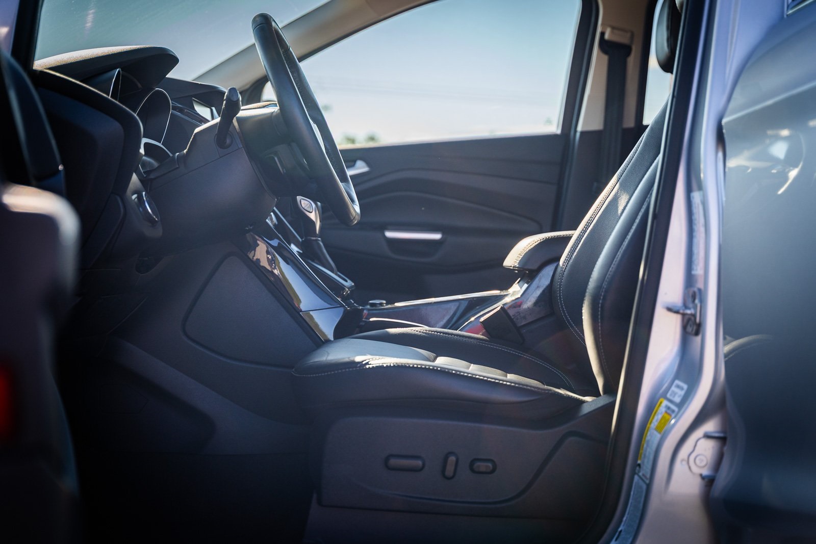 2014 Ford Escape Titanium photo 18