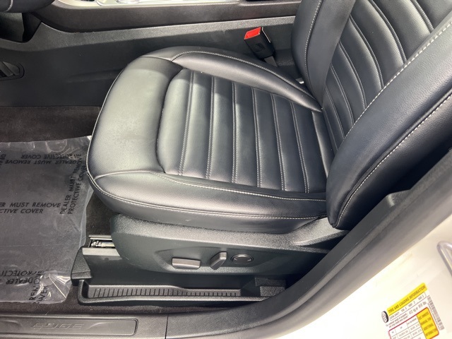 2022 Ford Edge SEL photo 14