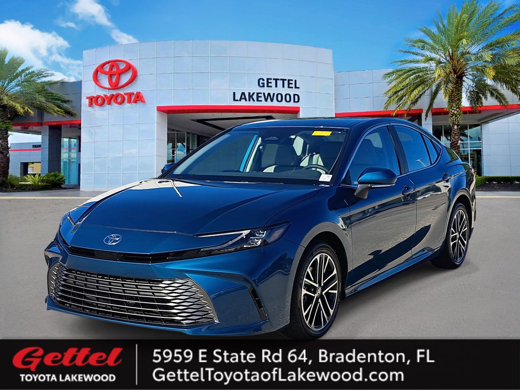 2026 Toyota Camry XLE's photo