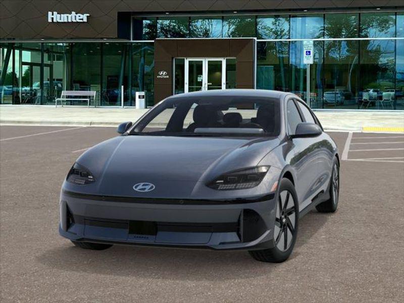 2025 Hyundai Ioniq 6 SE photo 4